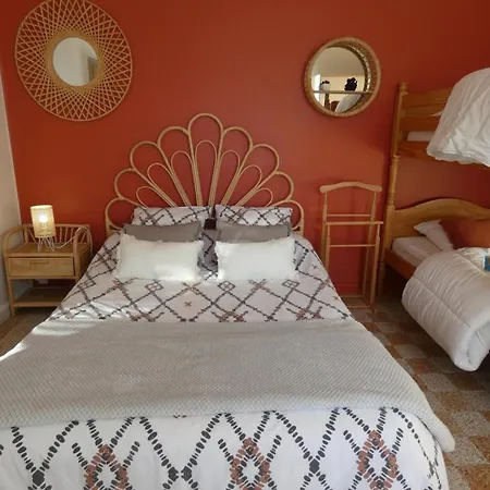 Hébergement de vacances Maison De Spacieuse, Proche Forêt, 5 Pers., Terrasse&parking, - Fr-1-540-280