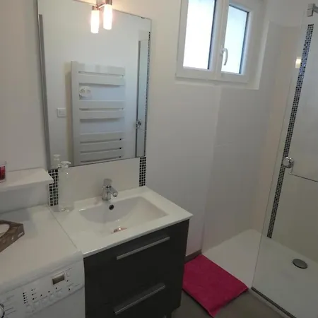 Hébergement de vacances Maison De Spacieuse, Proche Forêt, 5 Pers., Terrasse&parking, - Fr-1-540-280